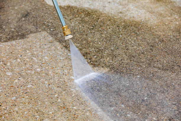 Best Playground Equipment Cleaning  in Irvine, CA